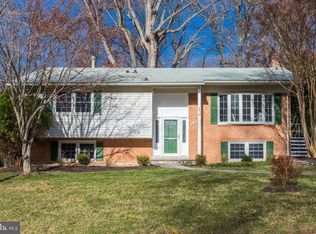 2322 Jackson Pkwy, Vienna, VA 22180