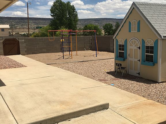 5th image of 1700 Juniper Dr