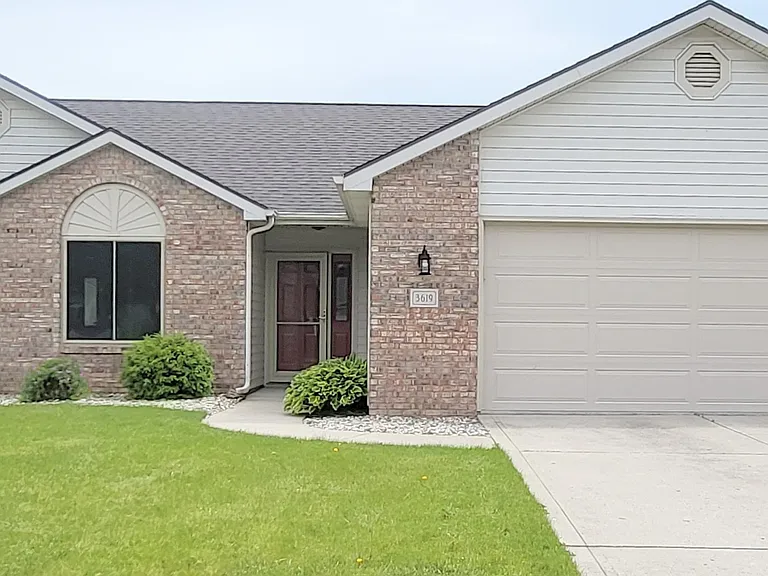 3619 Boulder Pass — Photo 1