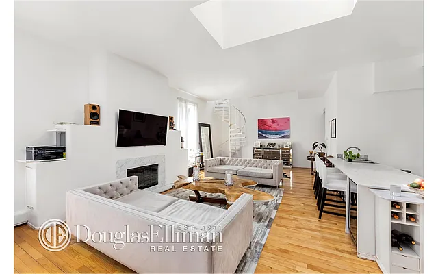 Rented by Douglas Elliman | media 2