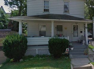 11813 Davis Ct, Lakewood, OH