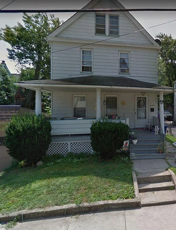 11813 Davis Ct photo 1
