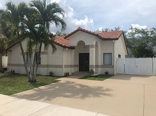 13925 SW 8th Ter, Miami, FL 33184