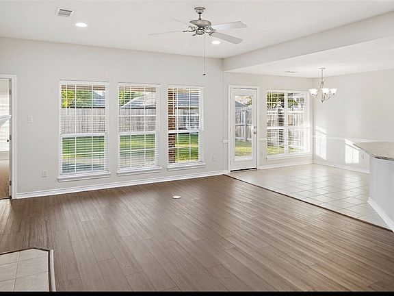 2nd image of 205 Rugen Ln