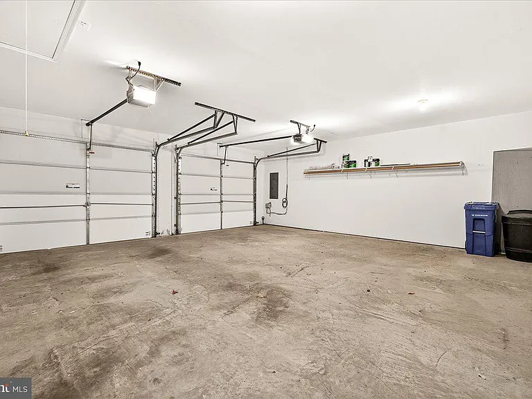 1110 Jousting Way — Photo 25