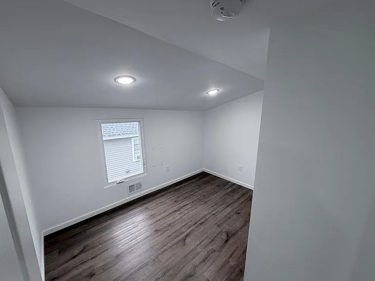 264 Greylock Pkwy #3 — Photo 6