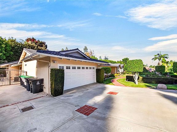 3rd image of 623 Santa Barbara Ave