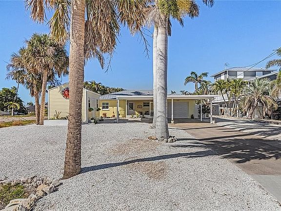 4th image of 3188 6th Ave