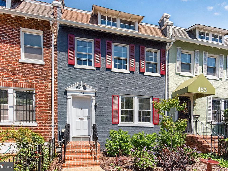 1st image of 455 15th St NE