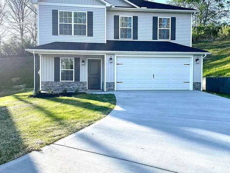 5547 Berkley Landing Ln — Photo 1