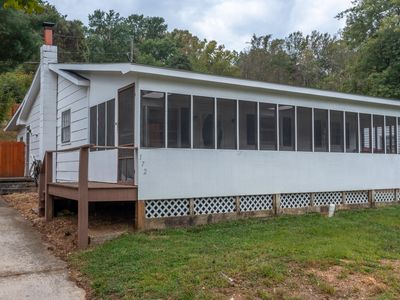 172 W 37th St, Buena Vista, VA, 24416