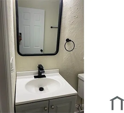 541 Woodbine St — Photo 12