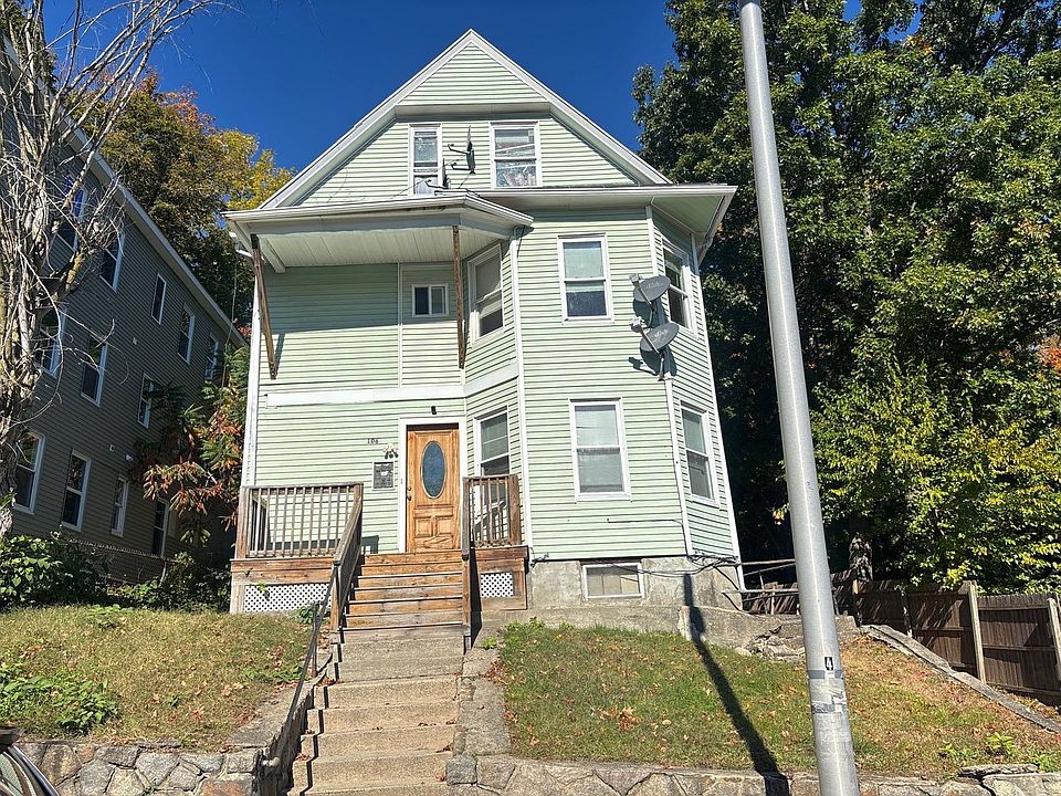 1st image of 106 Illinois St