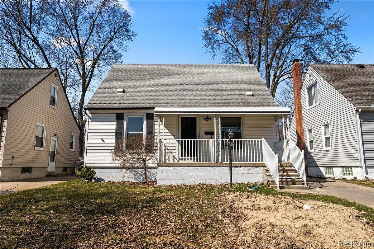 3315 Edgeworth St photo 1