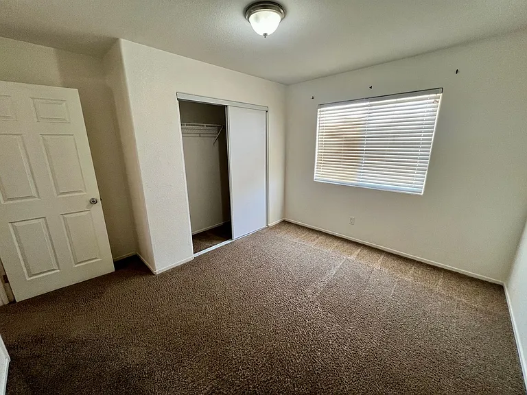 73428 Sunnyvale Dr — Photo 12