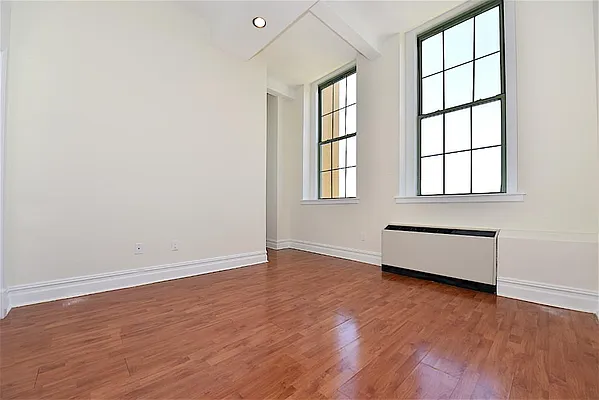 Sold by Pistilli Realty Group | media 3