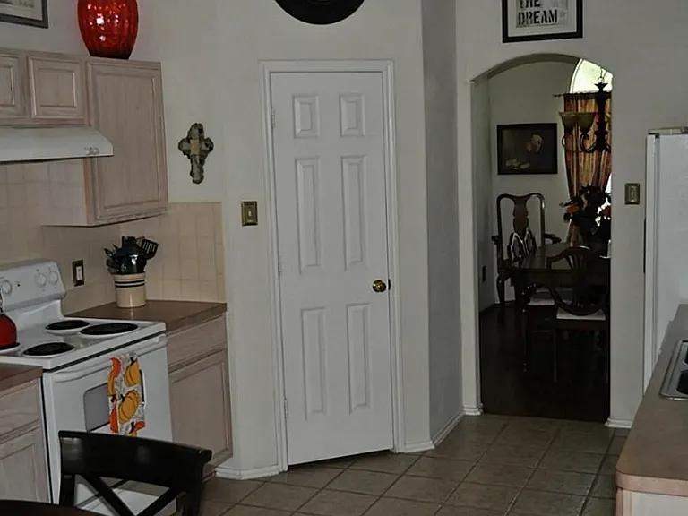 17023 N Lighthouse Dr — Photo 6