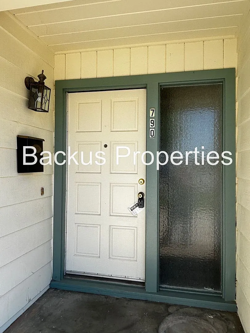 Wonderful three bedroom home in South Salinas — Photo 3