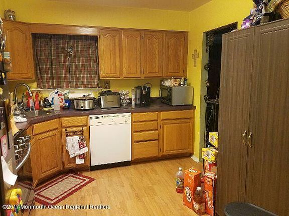 2nd image of 3 Metedeconk Ln