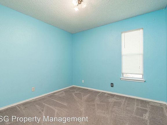 3rd image of 2303 Stoney Trail Cir