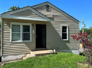 6114 Margaret Ave, Saint Louis, MO 63120