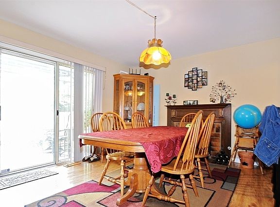 5th image of 1123 Greensfield Dr