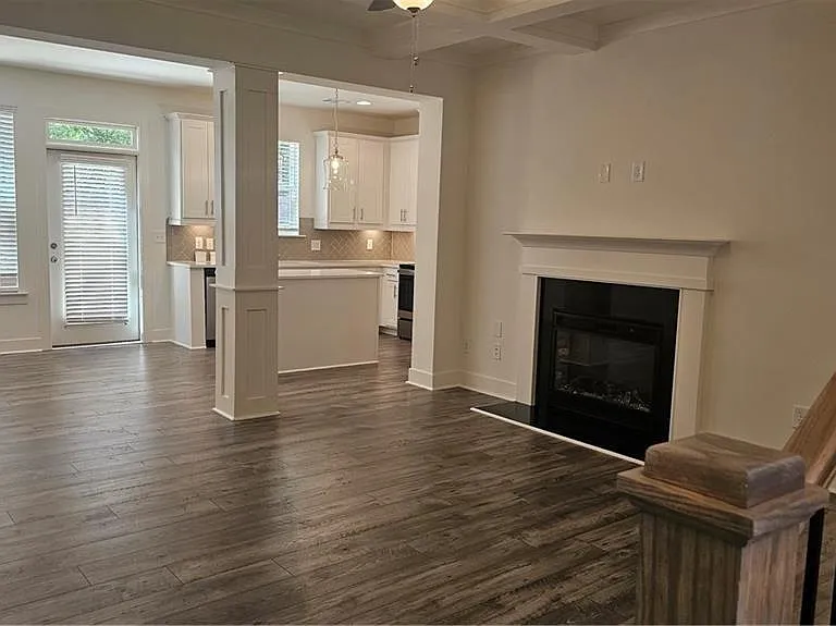 153 Auburn Valley Way — Photo 7