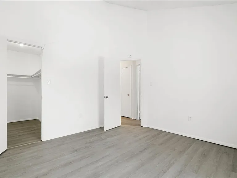 145 Snowshoe Ct #204 — Photo 15