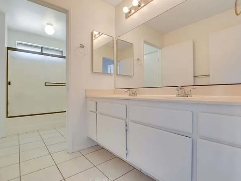 1420 Kauai St — Photo 32