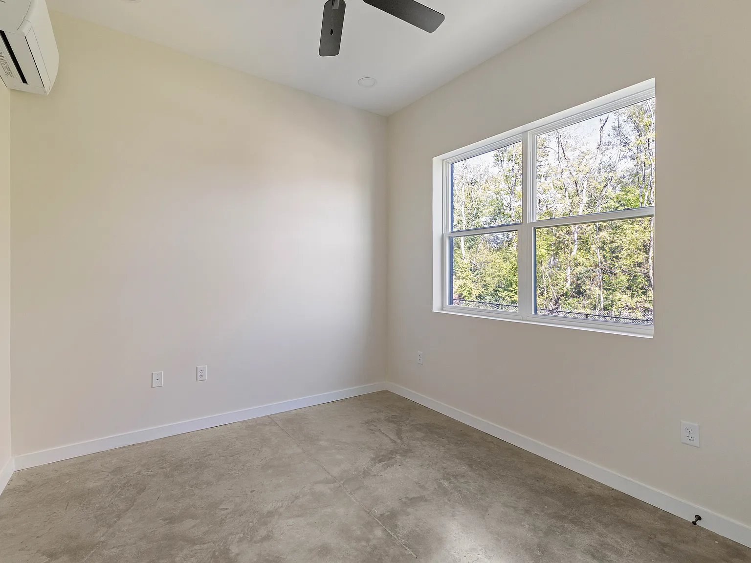3 bed, 1500 sqft, $2,300 — Photo 2