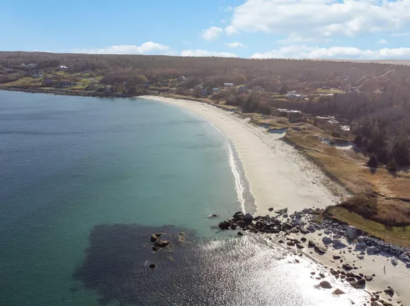 144 Burgess Rd, Queens, NS B0T 1T0