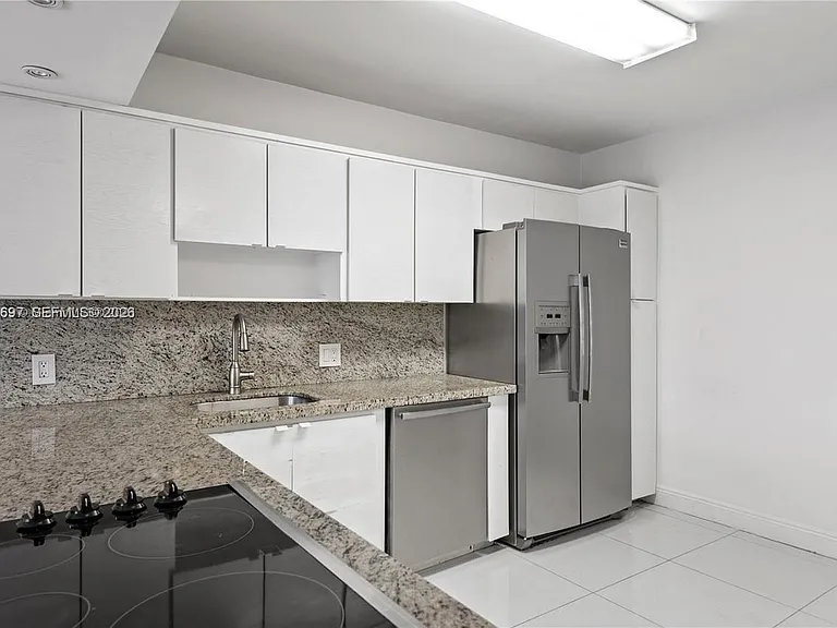 20335 N Country Club Dr #209 — Photo 3