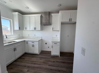 3525 E Avenue J, Lancaster, CA 93535