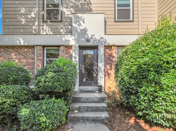 940 Gale Ln APT 146, Nashville, TN 37204