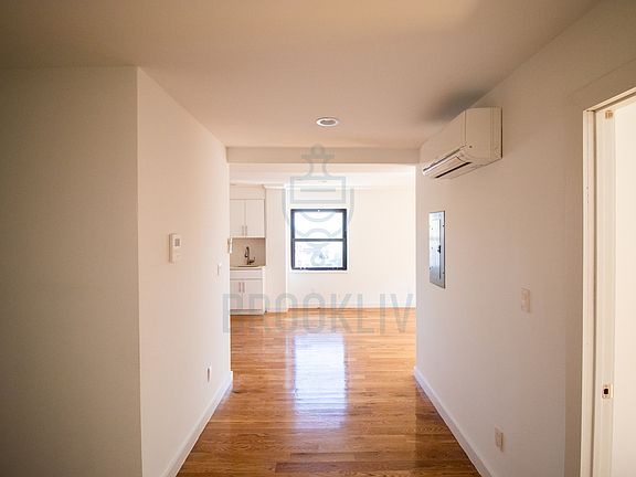 5th image of 850 Flatbush Ave #8A
