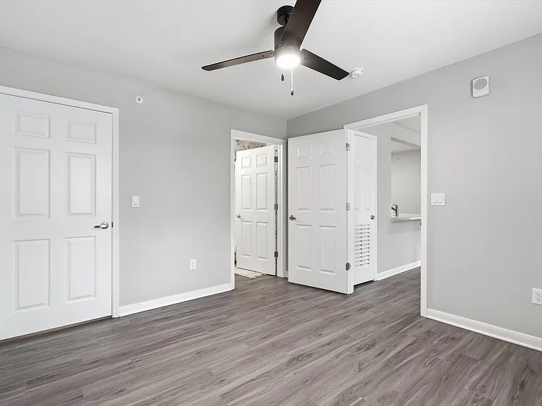 Villa Estates at Lenexa — Photo 19