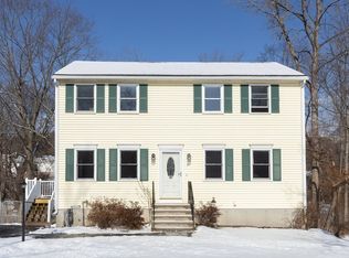 91 Chippy Ln, Methuen, MA 01844