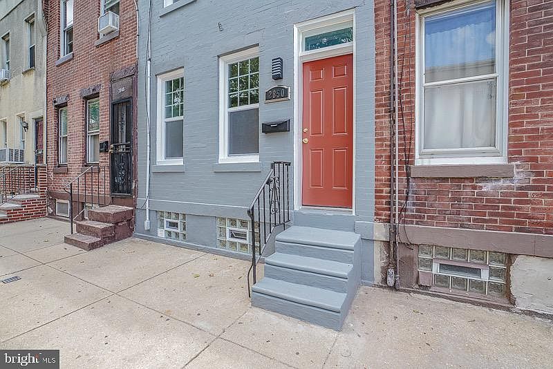 1st image of 2850 Cantrell St