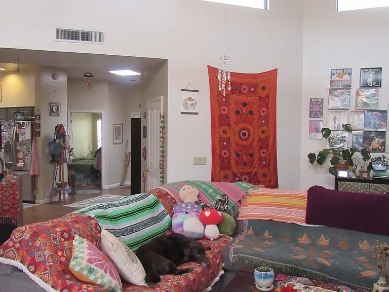 143 E Bowers Ct — Photo 10