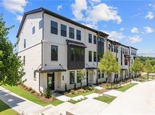 42 Peeples Dr, Lawrenceville, GA 30046