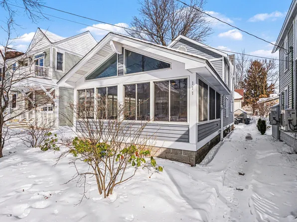 111 Woodman St, South Haven, MI 49090