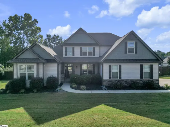2 Meadowgold Ln, Greer, SC 29651