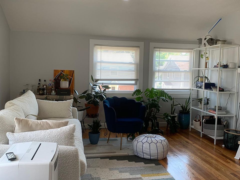 10 Pennsylvania Ave, New Britain, CT 06052 Zillow