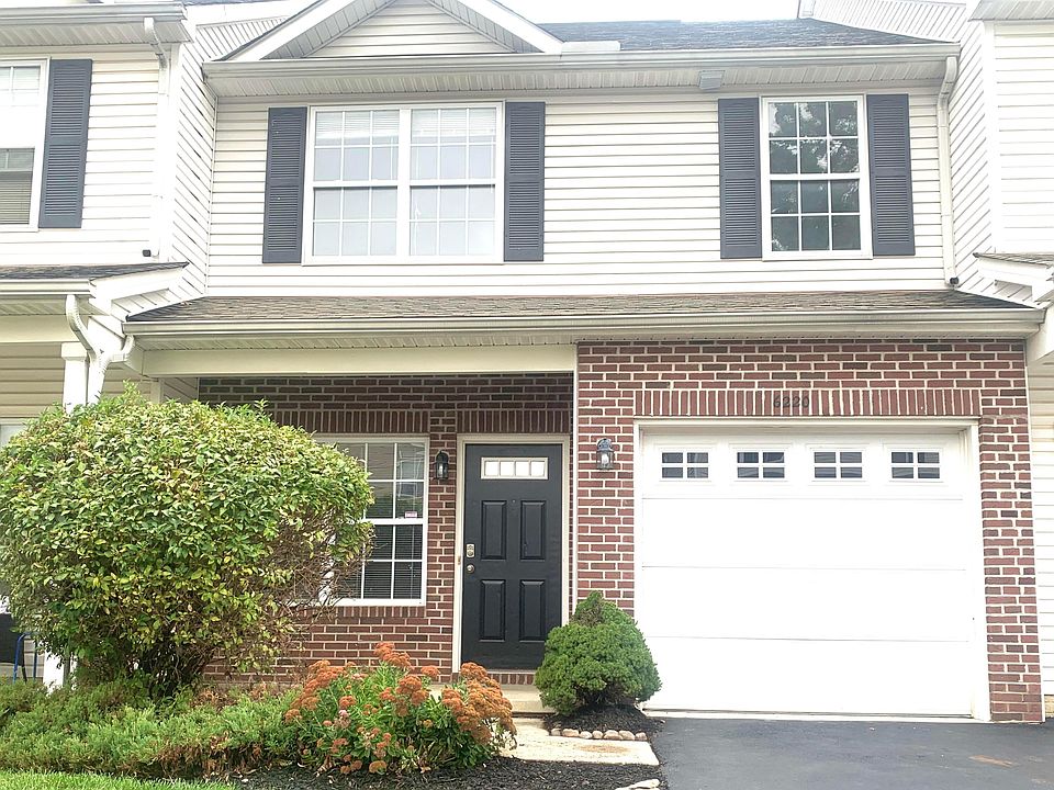 1st image of 6220 Brassie Ave #305