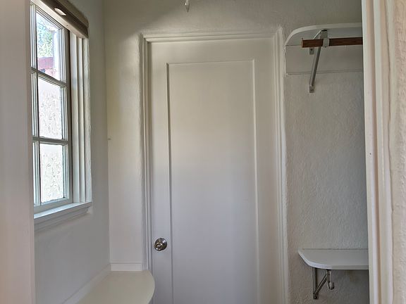 5th image of 5420 Palma Ave