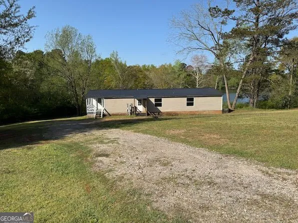 505 Transylvania Dr, Sandersville, GA 31082