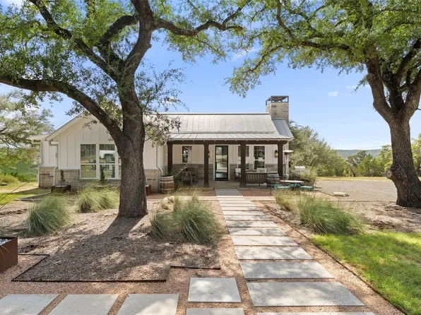 800 Kothmann Rd, Dripping Springs, TX 78620