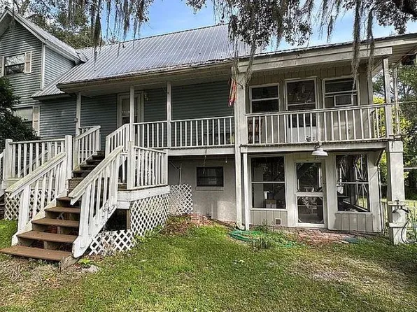 1353 Spring Lake Rd, Fruitland Park, FL 34731