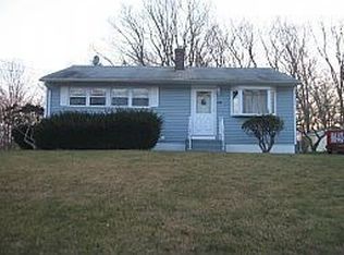 288 Indigo St, Groton, CT 06355