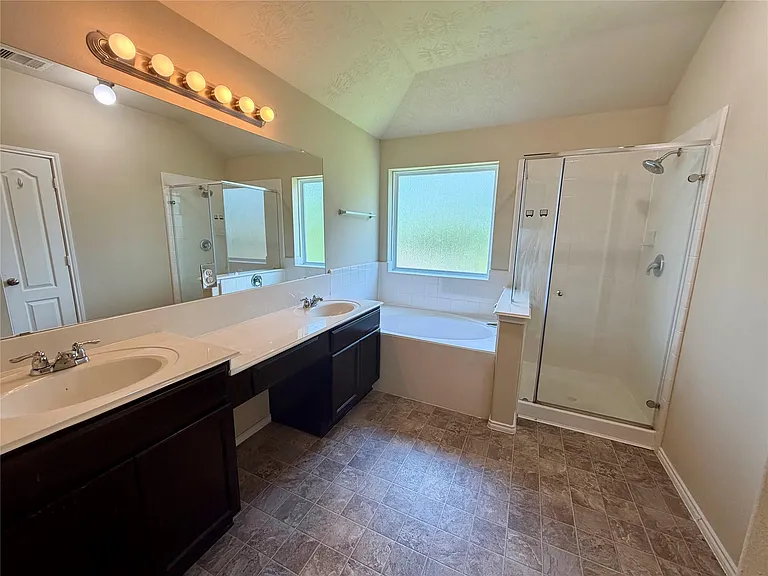 1134 Gem Stone Ct — Photo 18